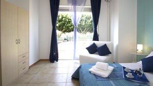 Unclassified image, 2 of 16, button - Taormina Studio 001 by Interhome (Castelmola)