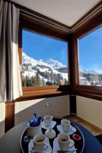 Wohnung Bella vista & Alp'sport by Interhome