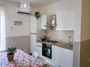 Fridge, microwave, oven, cookware/dishes/utensils - 'Mare Blu' by Interhome (Castelmola)