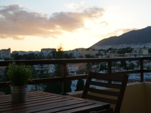 Outdoor dining - Duquesa by Interhome (Torremolinos)