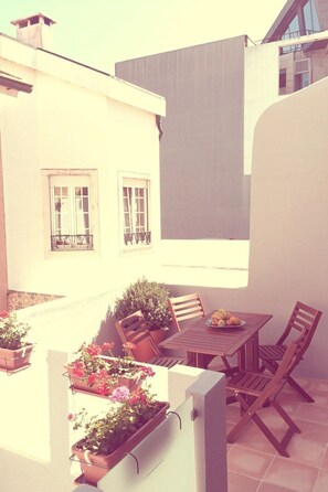 Outdoor dining - Haus im Hof 2 by Interhome (Aveiro)