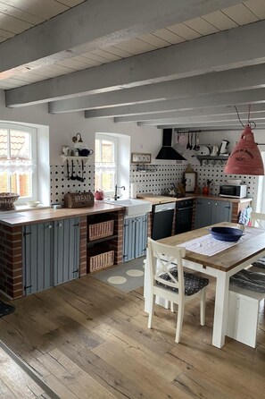 Fridge, cookware/dishes/utensils - Liebes Lottchen by Interhome (Greetsiel)