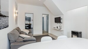 Fireplace - Traditionelles Haus am Meer by Interhome (Aveiro)