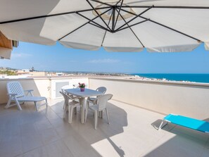 Outdoor dining - Appartamento con 1 camera da letto VISTA MARE by Interhome (Cava d'Aliga)