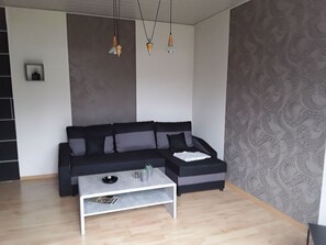 Living area - mit Terrasse in ruhiger Lage by Interhome (Wilhelmshaven)