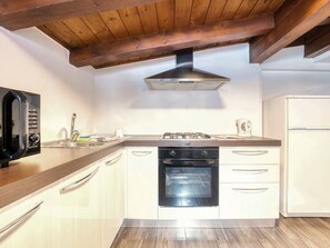 Private kitchen - Central Square Wohnung by Interhome (Macugnaga)