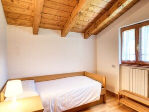 Bedroom - Chalet Borgo Walser Testa 9 by Interhome (Macugnaga)