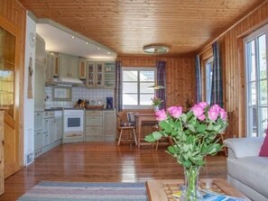 Living area - am Ossiacher See mit Garten by Interhome (Treffen)