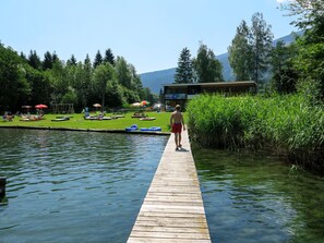 Property grounds - am Ossiacher See mit Garten by Interhome (Treffen)