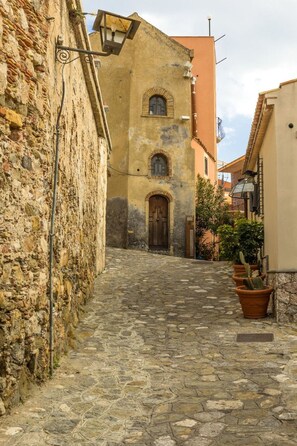 Unclassified image, 3 of 38, button - Das Haus des Großvaters in Taormina by Interhome (Taormina)