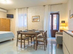 Dining - Taormina Traum Suite by Interhome (Taormina)