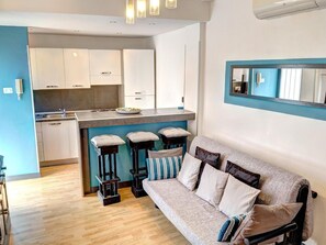 Living area - Eidos Taormina' Wohnung mit Terrasse by Interhome (Taormina)