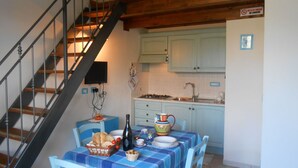 Dining - AZZURRO by Interhome (Cisternino)