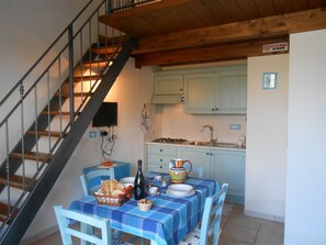 Dining - AZZURRO by Interhome (Cisternino)