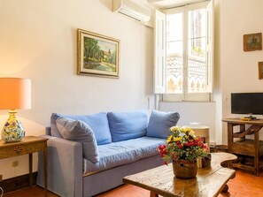 TV - 'Marinella Taormina by Interhome (Taormina)