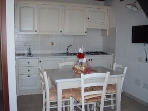 Dining - Apartment INDACO by Interhome (Cisternino)