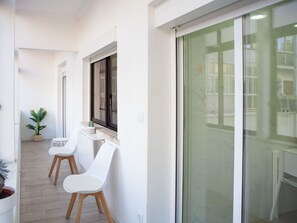 Terrace/patio - Just4u Wohnung mit AC in der Nähe von Lissabon und Strand by Interhome (Corroios)