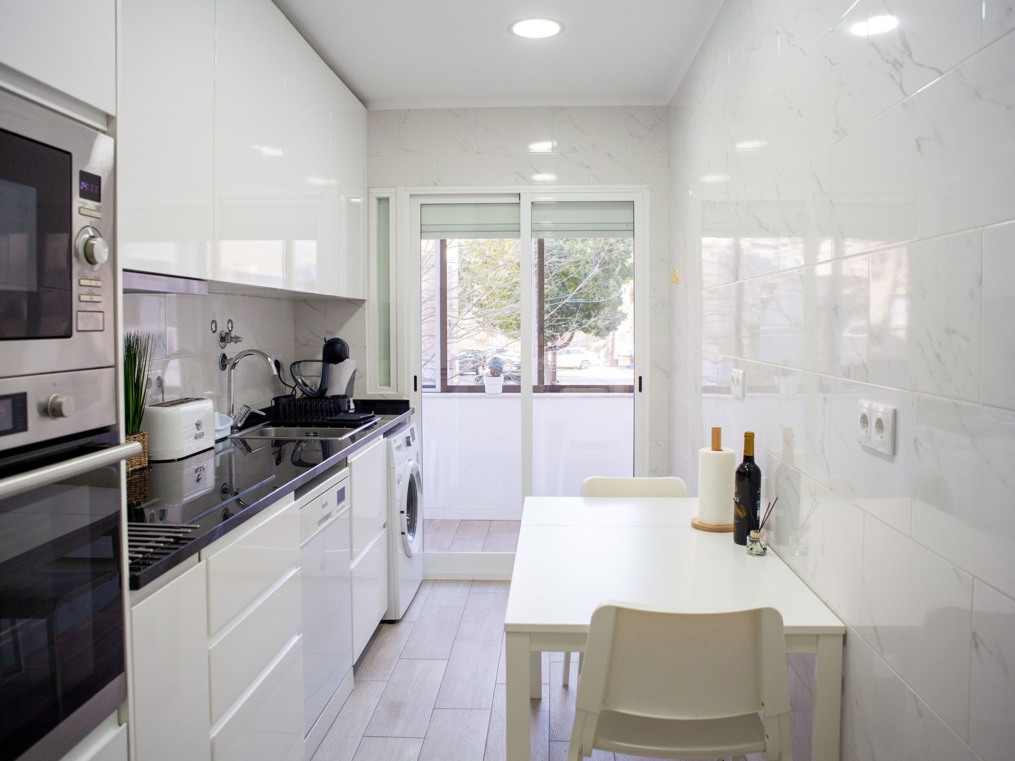 Fridge, microwave, oven, dishwasher