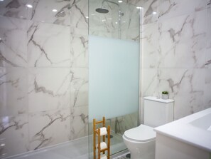 Towels - Just4u Wohnung mit AC in der Nähe von Lissabon und Strand by Interhome (Corroios)