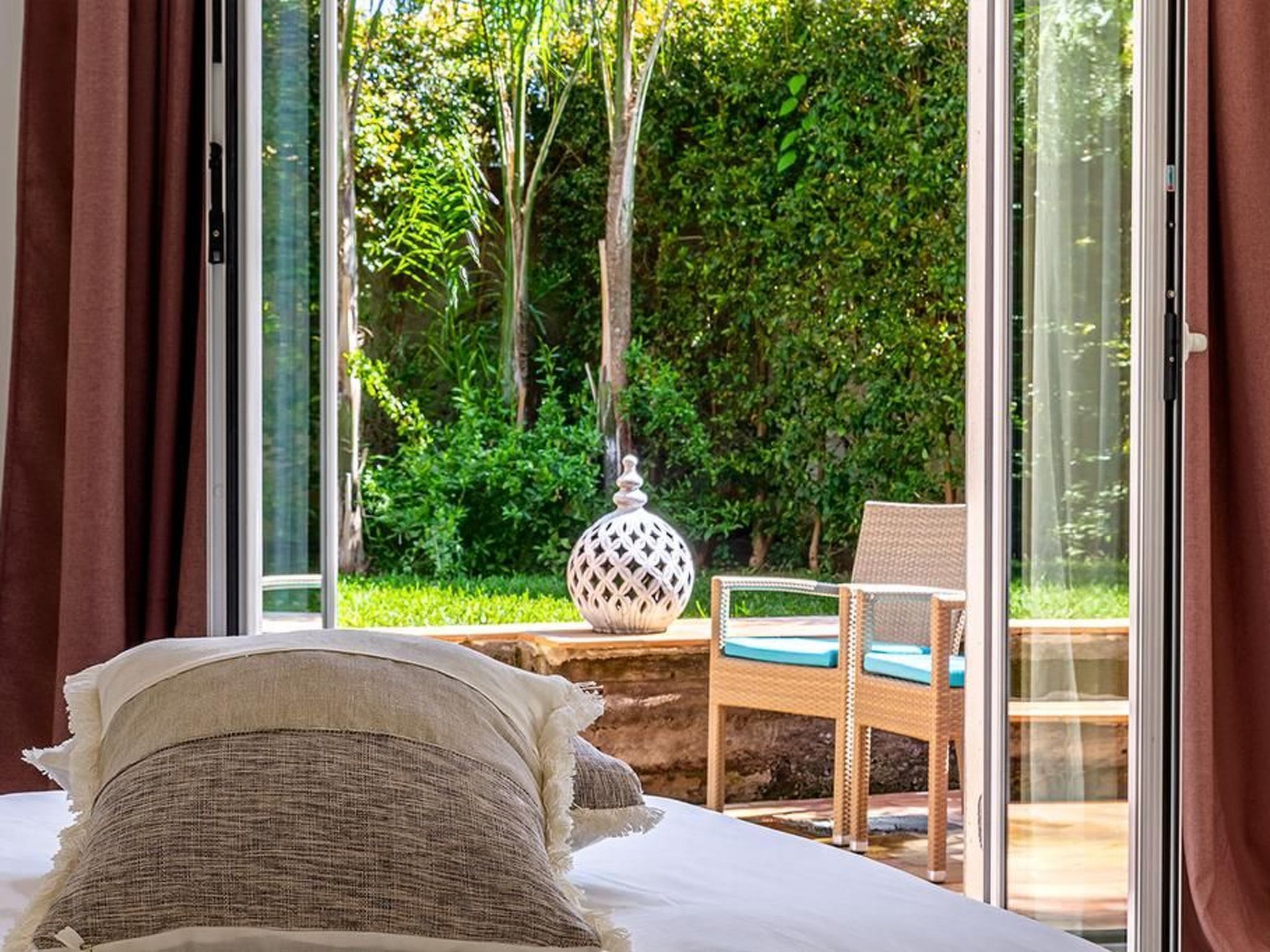 6 camere, accesso a Internet