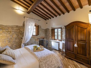 Internet - Villa 'Torcicoda' mit privatem Pool by Interhome (Chianni)