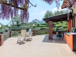 Outdoor dining - Vacation home  by Interhome (Piedimonte Etneo)