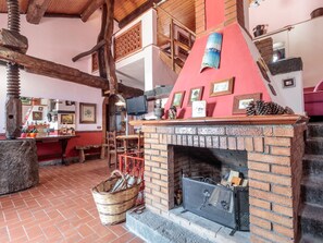 Interior - Vacation home  by Interhome (Piedimonte Etneo)