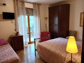 Internet - NICE LITTLE FLAT IN THE  GREENERY  IN PERUGIA by Interhome (Perugia)