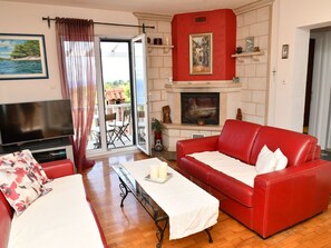 Kamin, DVD-Player