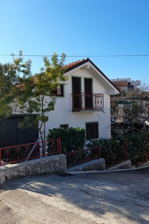 Exterior - jezera ausblick by Interhome (Murter/Jezera)