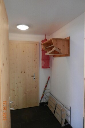 Interior - Alvetern Tschuetta by Interhome (Scuol)