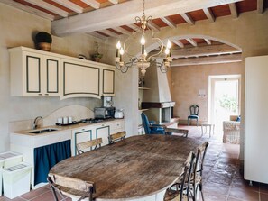 Dining - Wohnung 'Quercia T4 rota' mit Schwimmbad by Interhome (Reggello)