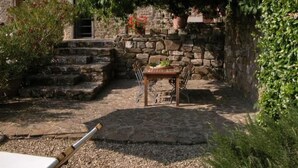Outdoor dining - l'Alto grosses Haus by Interhome (Greve in Chianti)