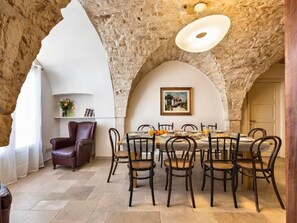 Dining - Casa Blu, alte Villa mit privatem Pool und Spa by Interhome (Ostuni)