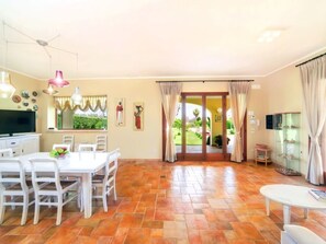 Dining - VILLA MIT POOL - PODERE CORDA DI LANA by Interhome (Leverano)