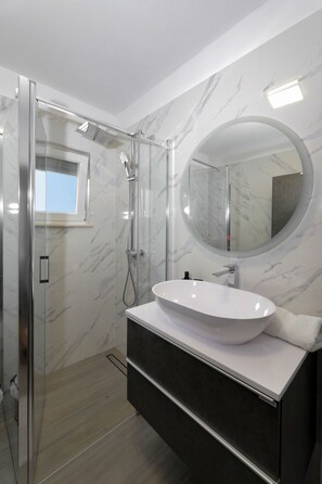 Towels - Apartman Matic by Interhome (Kaštel Kambelovac)