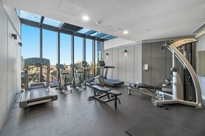 Fitness facility - Spectacular Views Southbank Gym, Pool, Balcony (Southbank)
