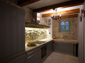 Fridge, microwave, oven, dishwasher - Villa Edera by Interhome (Novi Vinodolski/Bribir)