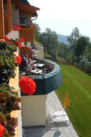 Outdoor dining - Rossboden by Interhome (Gargazon (Gargazzone))