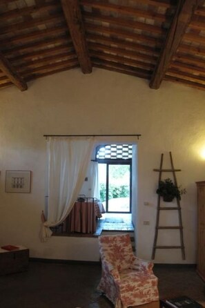 Interni