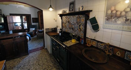 Finca "Cottage" mit gemeinschaftlichem Pool by Interhome