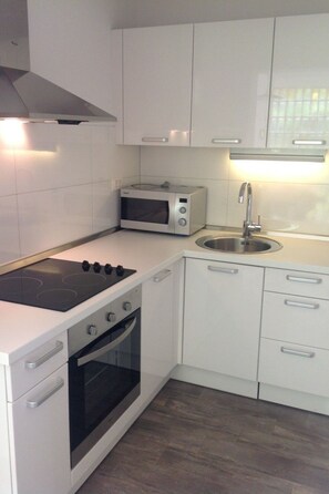 Fridge, microwave, oven, dishwasher - in Banjole mit Großem Garten by Interhome (Pula/Banjole)