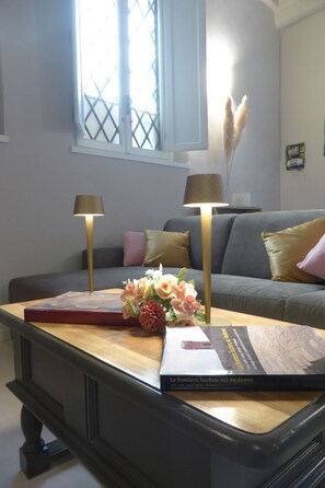 Interior - Unterkunft, Klimaanlage, Wi-Fi, historisches Zen by Interhome (Lucca)