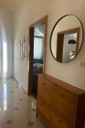 Interior - Vacation home  by Interhome (Bilice)
