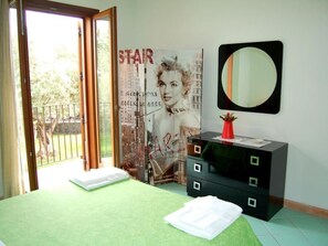 Internet - Wohnung 'Casa Etna' mit Wasserblick by Interhome (Acireale)