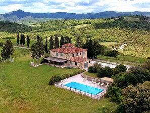 Exterior - Ferienvilla 'Girasole Leccino' by Interhome (Bibbona)