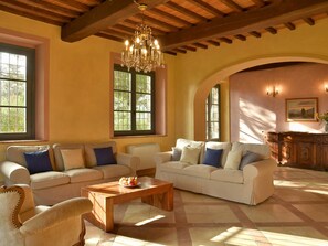 Fireplace - Ferienvilla 'Girasole Leccino' by Interhome (Bibbona)