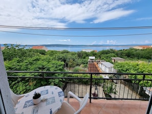 Outdoor dining - Wohnung für 3 Personen, mit Balkon und Meerblick by Interhome (Crikvenica/Dramalj)
