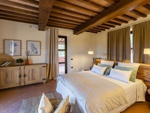 Internet - Ferienvilla 'Riparossa' mit eigenem Pool by Interhome (Palaia)