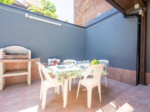 Outdoor dining - Casa Domiziano bei Holiday World by Interhome (Catania)